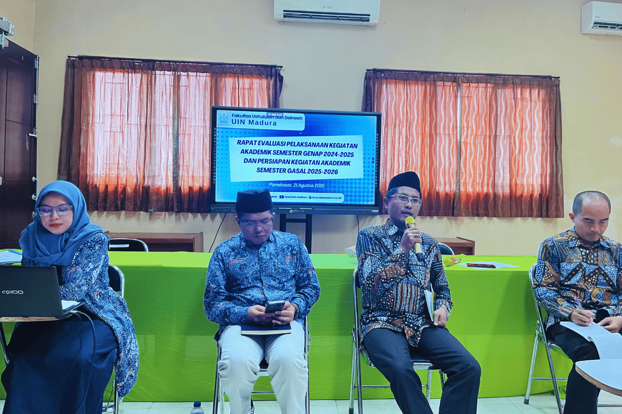 Menyambut Semester Gasal 2025-2026, Fakultas Adakan Rapat Evaluasi dan Perencanaan Dosen
